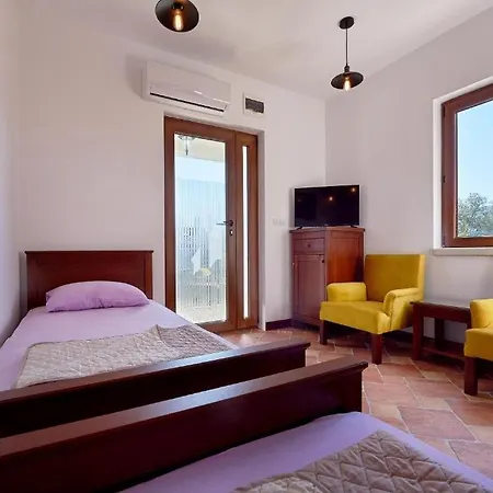 Ilic Apartmani Bijela Exterior photo